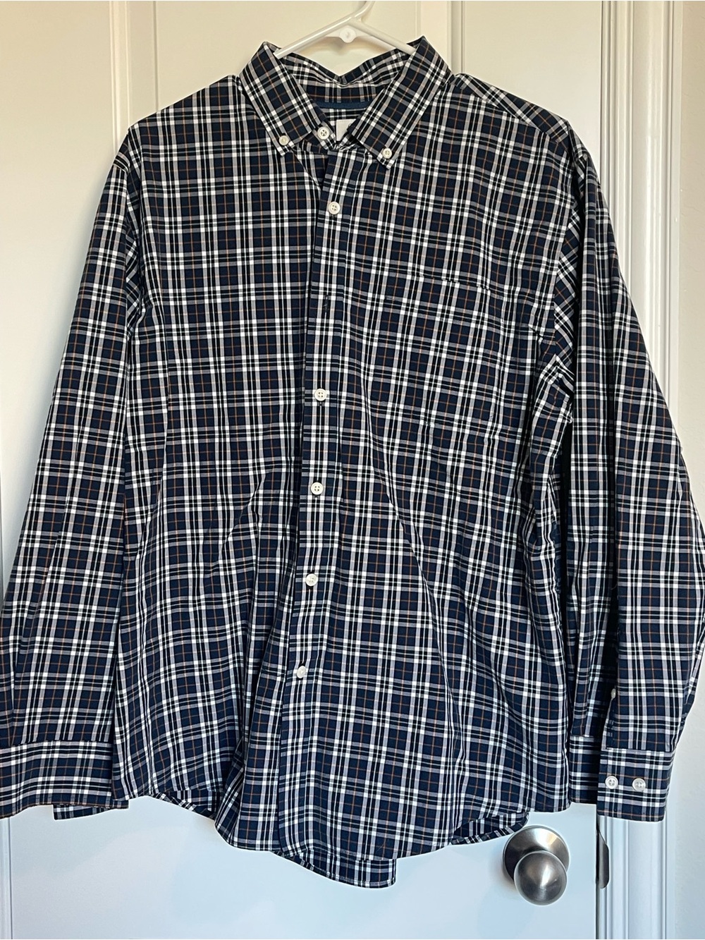 Croft & Barrow Navy and White Plaid Button-Down Shirt Casual Men’s Large